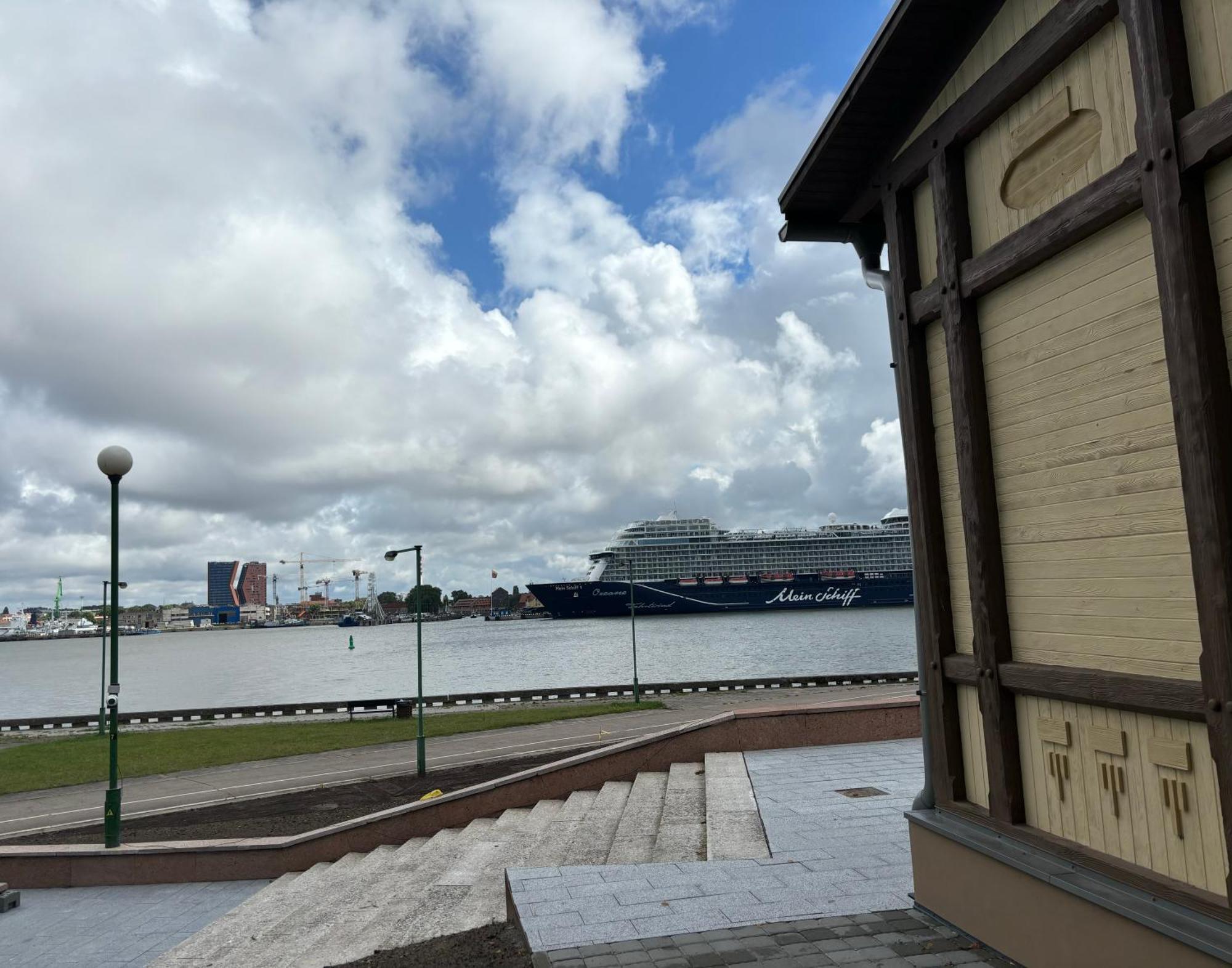 Smiltynes Kurhauzas Sandkrug Kurhaus 克莱佩达 外观 照片